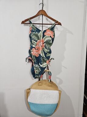 Kona Sol Tropical Floral Swimsuit - Teal with Coral Floral W/ Beach Bag!!